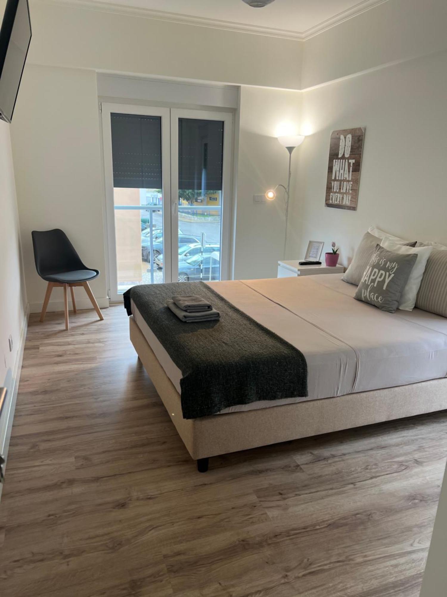 Modern Double Room With Private Balcony 蒙蒂茹 外观 照片