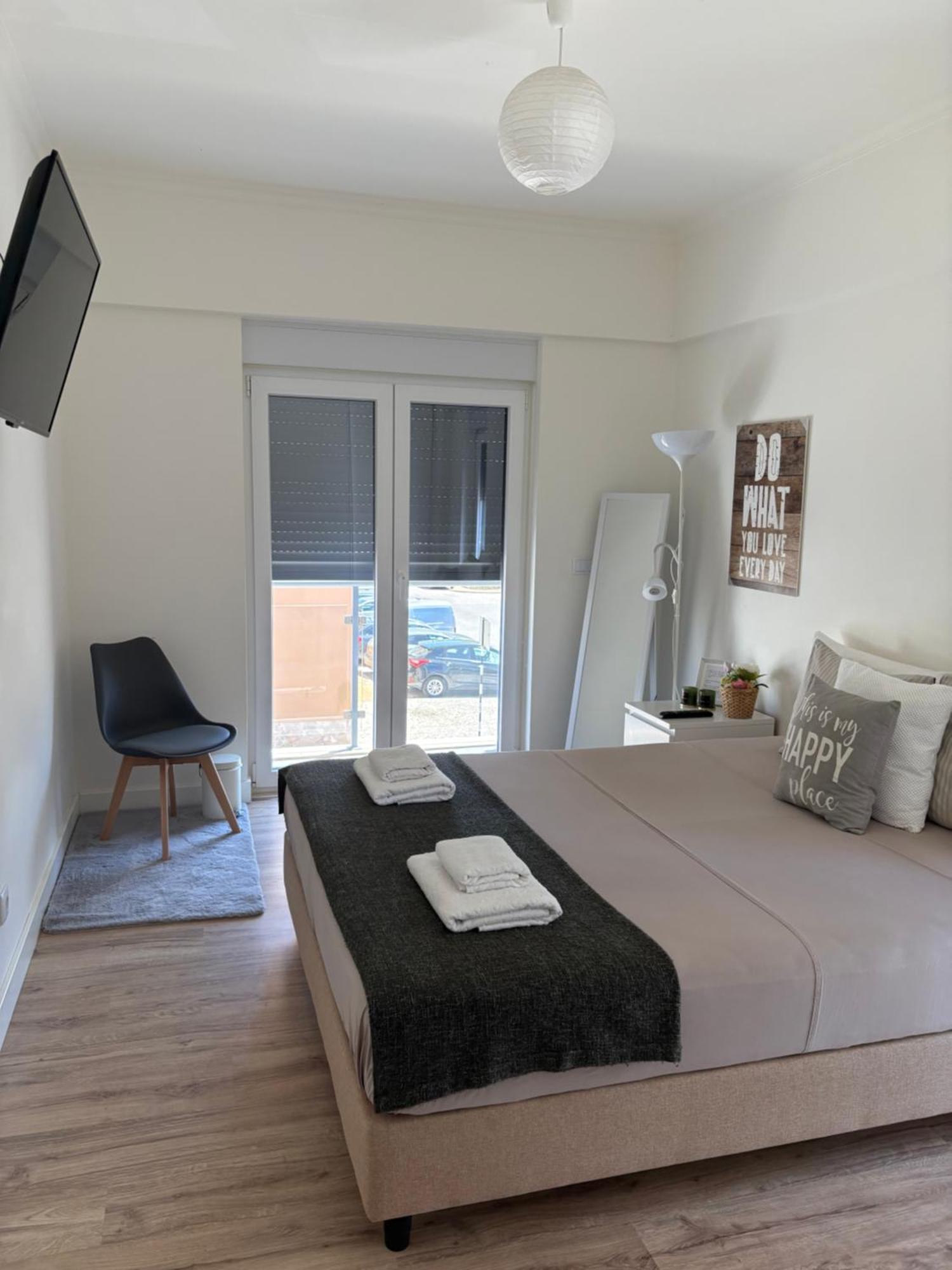 Modern Double Room With Private Balcony 蒙蒂茹 外观 照片